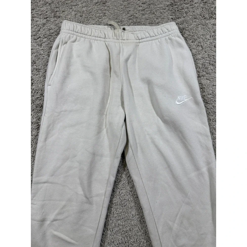Nike Sportswear Club‎ Fleece Joggers Cream Sweatpants Athleisure Loungewear S